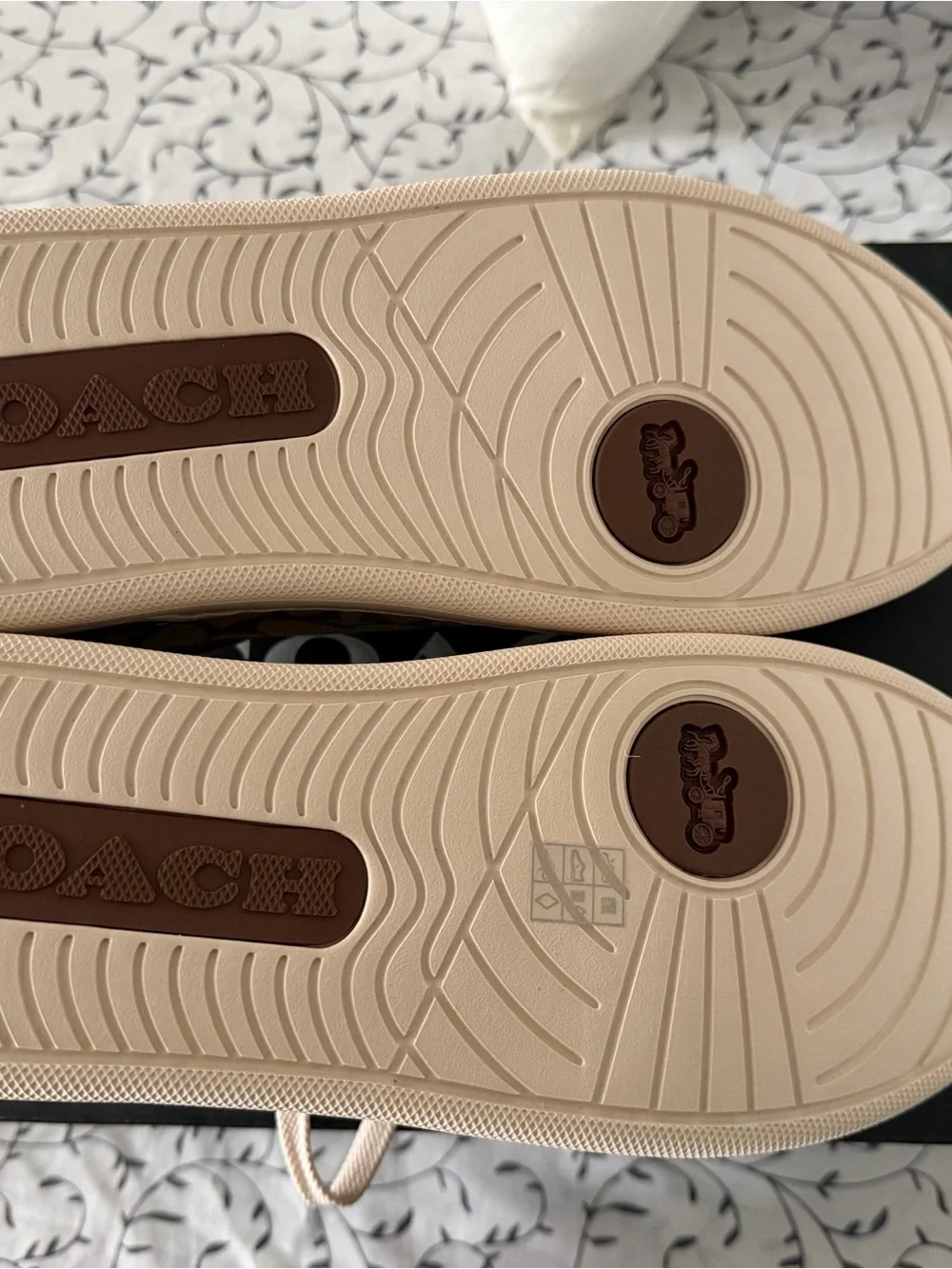 Coach Women's Signature Canvas Low-Top Sneakers in Brown and Cream - Picture 5 of 7